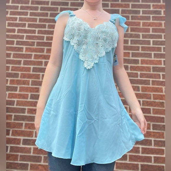 Vintage pastel blue heart slip - Picture 12 of 14